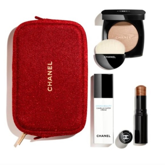 CHANEL Other - Chanel Instant Illumination Beauty Gift Set